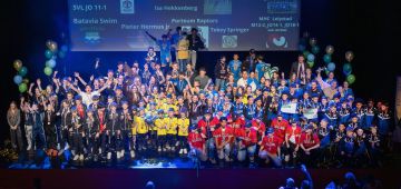 Alle-Lelystadse-jeugdkampioenen-op-het-podium-2048x1365.jpg