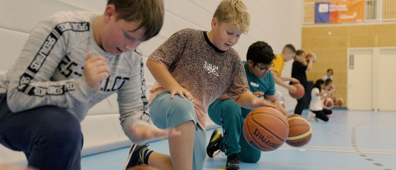 Sportweek-scholen-basketbal.jpg