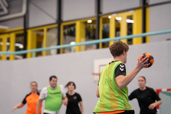 Handbaltraining-handbal-vereniging-Lelystad---Freshfocus.jpg