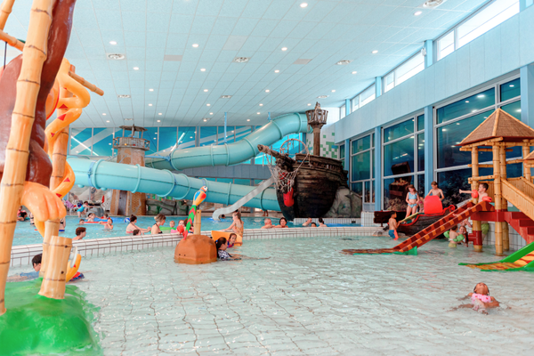 Zwembad De Koploper in Lelystad | Recreatief Zwemmen | Dagje uit | Piratenbad